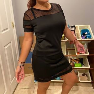 HOT GINGER Dress Size M Black